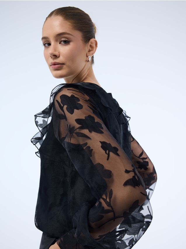 Bluză cu mâneci ornamentale