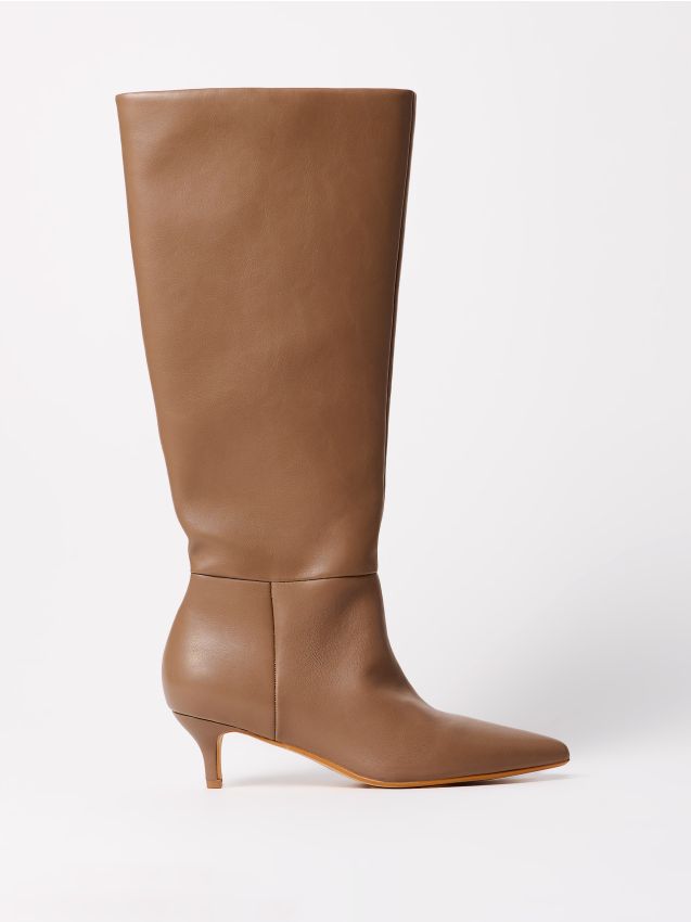Mohito - Kniehohe Stiefel mit Absatz - Beige