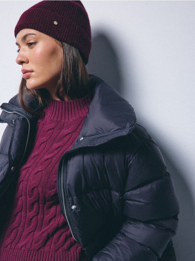 Căciulă cu conținut ridicat de lână