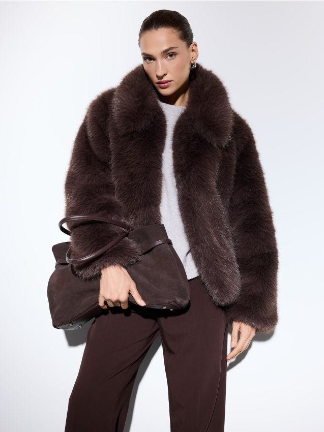 Mantou de blană artificială