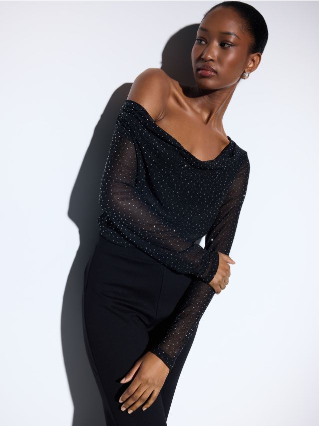 Bluză cu detalii decorative