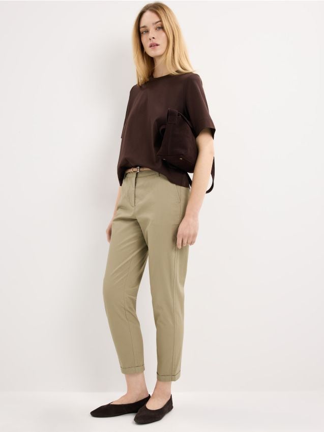 Mohito - Панталон chino slim с колан - зелено