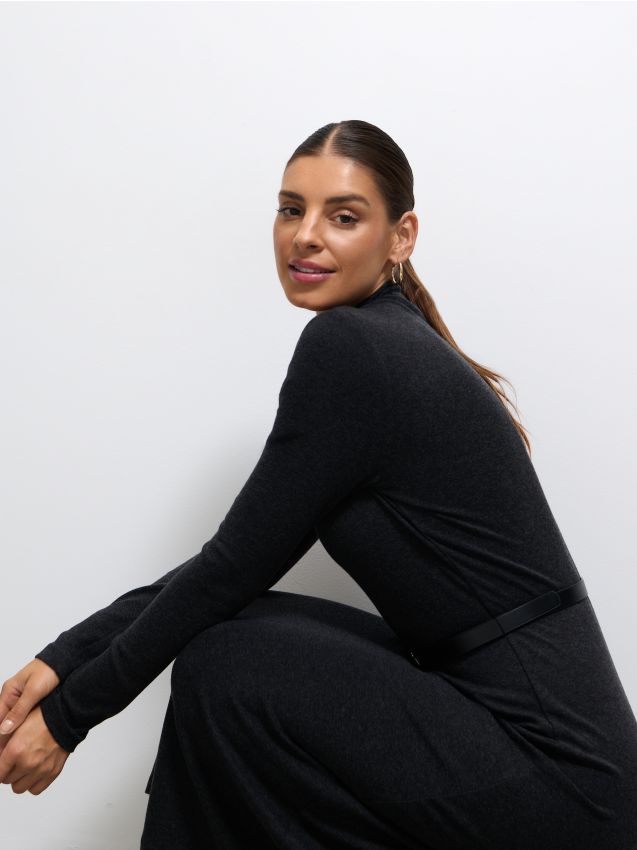 Rochie tricotată midi