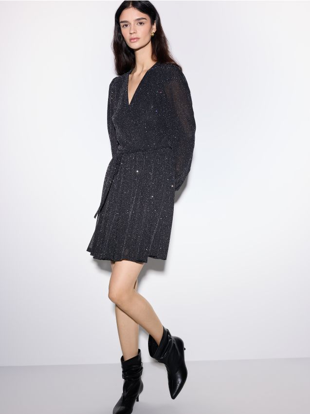 Rochie mini cu cusătură metalizată