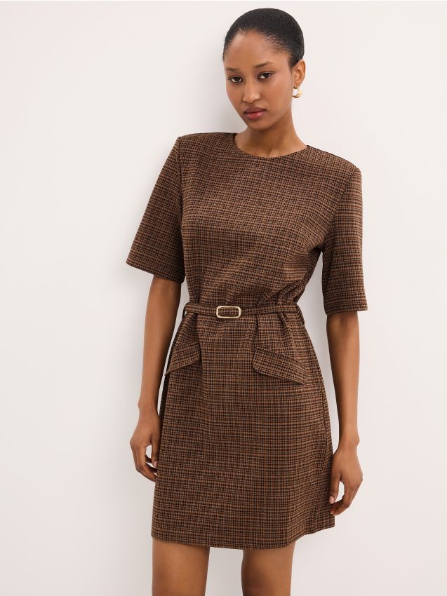 Rochie mini cu curea