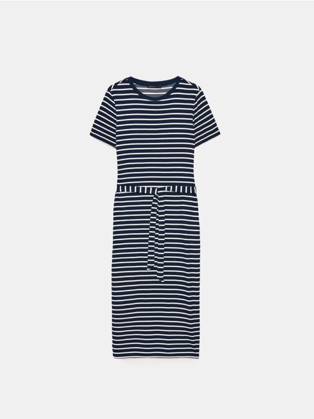 Rochie midi cu mânecă scurtă