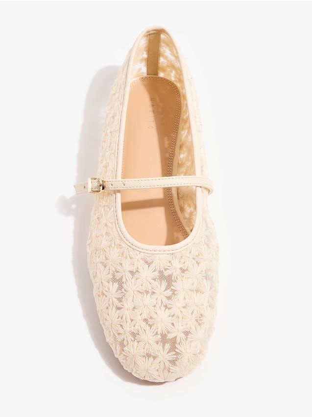 Mohito - Обувки балерина - кремaво