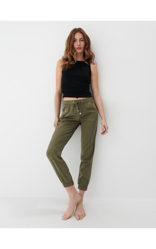 Pantalón jogger Color caqui - MOHITO - 3269M-87X